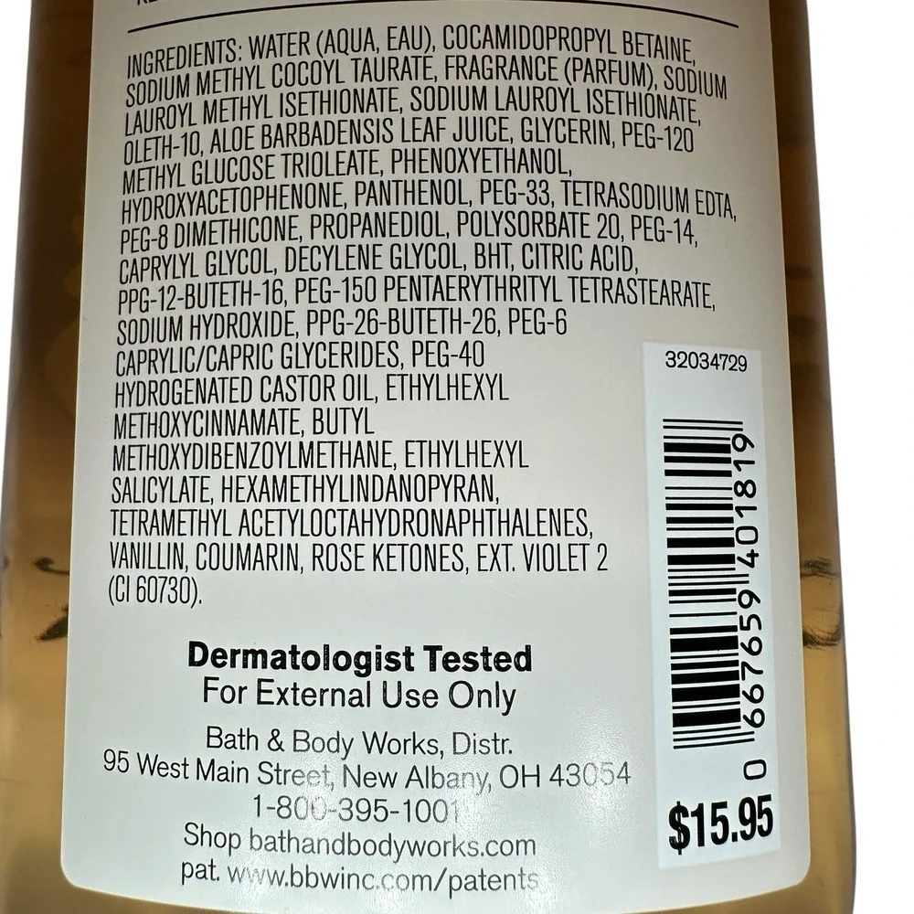 Bath & Body Works Snowflakes & Cashmere Body Wash 10 oz Winter Scent NEW